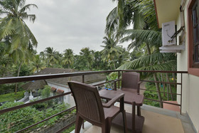 Om Guest House by OYO Rooms