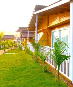 Dallas Beach Resorts