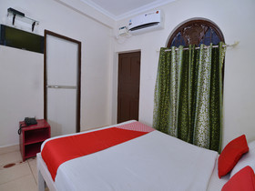 Angelina Guesthouse by OYO Rooms
