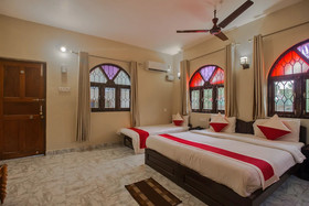 Baga Fantacia Beach Inn