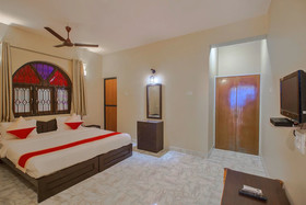 Baga Fantacia Beach Inn