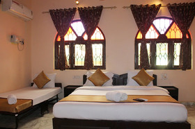 Baga Fantacia Beach Inn