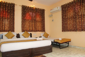 Baga Fantacia Beach Inn
