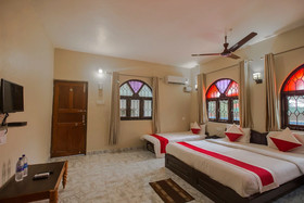 Baga Fantacia Beach Inn