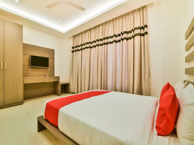 OYO 14676 Flagship Baga Alchemy Creek