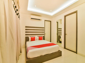 OYO 14676 Flagship Baga Alchemy Creek