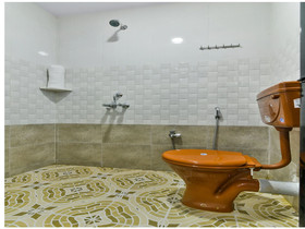 Porto De Vintage House by OYO