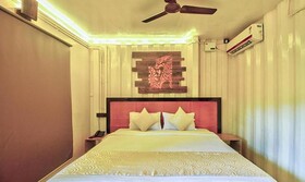 Prime Beach Box by FabHotel