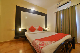 Reddy's Hotel by OYO Rooms
