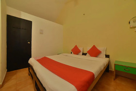 Reddy's Hotel by OYO Rooms