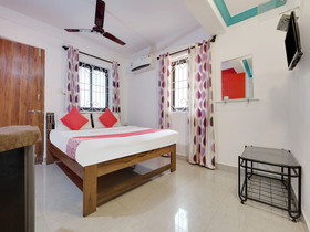 Waves 18 By OYO Rooms