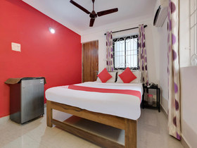 Waves 18 By OYO Rooms