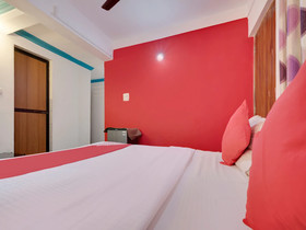 Waves 18 By OYO Rooms