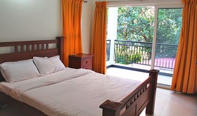 B&F Kensington Square