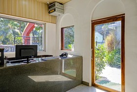 Capital O 87274 Snooker Lounge