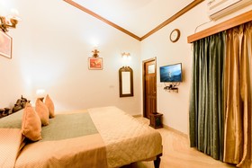 Casa Severina