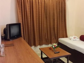 Maizons Lakeview Resort