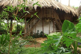 Saraya Art Cafe Bed and Breakfast