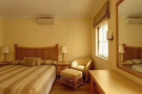 Golden Sands Apartments