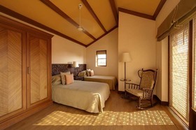 Golden Sands Apartments
