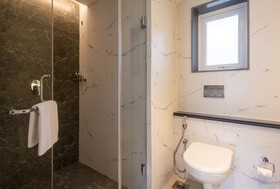 Artistry Suites