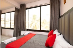 Beach Corner Inn