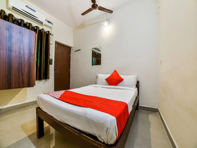 Bharat Guest House by OYO Rooms