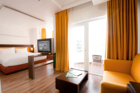 BloomSuites Calangute