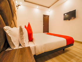 Colleins Holiday Homes By OYO Rooms