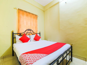Crystal Holiday Homes by OYO Rooms