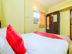 Crystal Holiday Homes by OYO Rooms