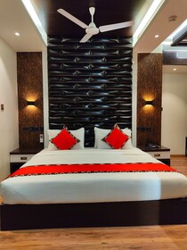 Divan Clarks Inn Goa