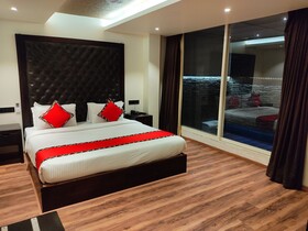 Divan Clarks Inn Goa