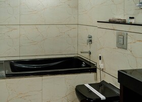 Divan Clarks Inn Goa