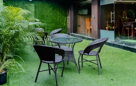 Divan Clarks Inn Goa