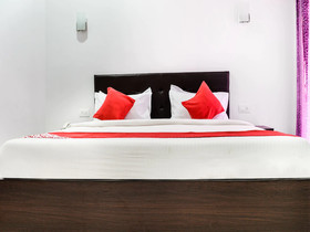 Elvin De Mar by OYO Rooms