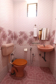 OYO 85106 Hotel Elvin,s Place