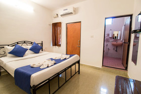 OYO 85106 Hotel Elvin,s Place