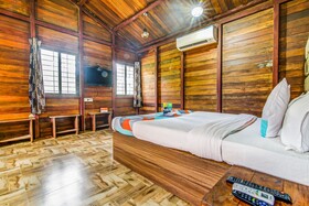 FabExpress Calangute Beach Resort