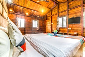 FabExpress Calangute Beach Resort