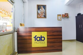 Fabexpress Neelratna
