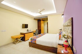 Fabhotel Bagatel