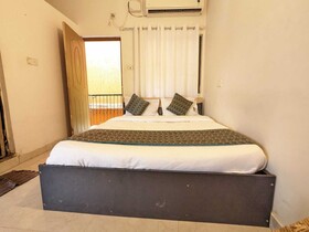 Hotel Bella Residency