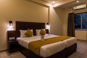 Hotel De Alcazar by OYO Rooms