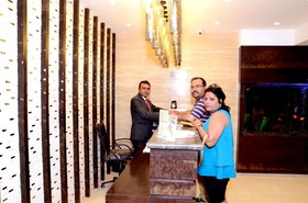 Hotel Supreme Grande