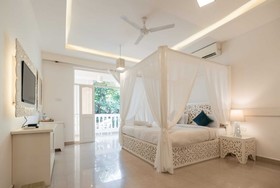 Lillywoods Zac Beach Resort