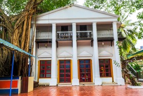 Little Italy by OYO Rooms