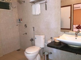 Clarion Hotel Ocean Palms Goa