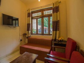 OYO 15758 Elegant 1 BHK Calangute