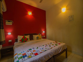 OYO 15758 Elegant 1 BHK Calangute